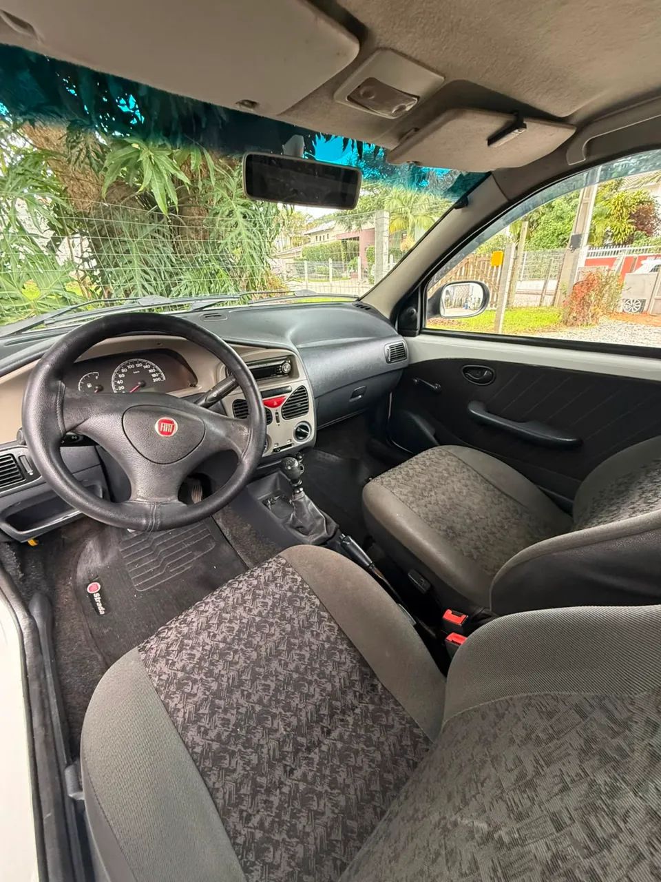 Fiat Strada 1.4 MPI Fire Flex 8V CS 2011