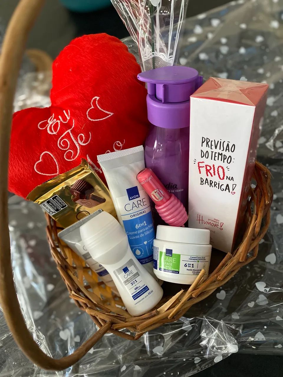 Cesta de cosméticos para presente  - Foto 2