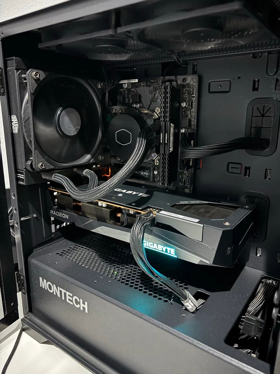 Pc gamer com Rx 7600 e 32gb ram, ssd, i5