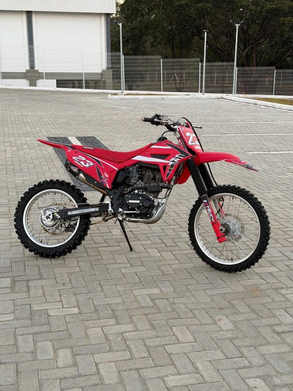 CRF 230F - Foto 4