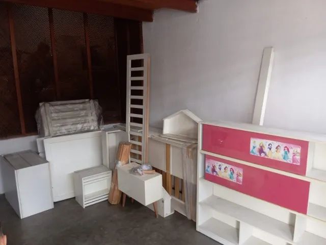 Quarto Infantil IMPORTADO em Madeira - Berço, Cama Solteiro com Gavetões e Móveis - Foto 2
