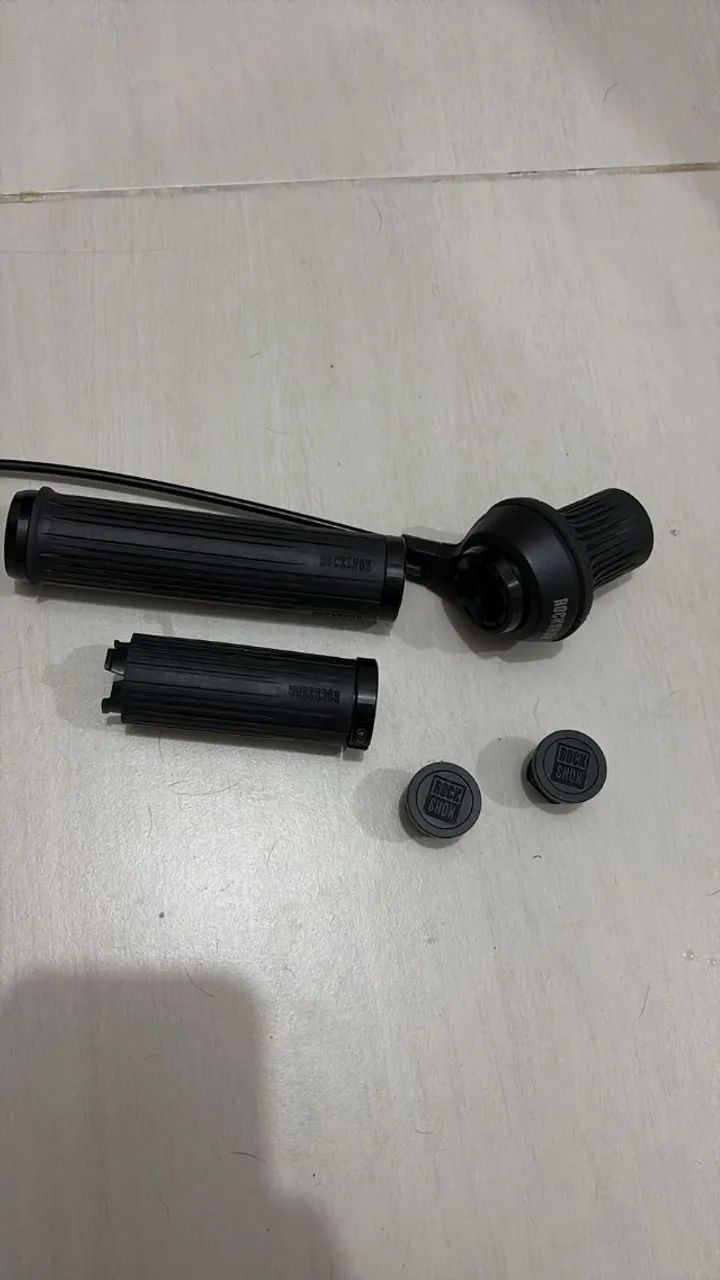 Trava de suspensão RockShox TwistLoc Remote - Novo Retirado de Bike - Foto 3