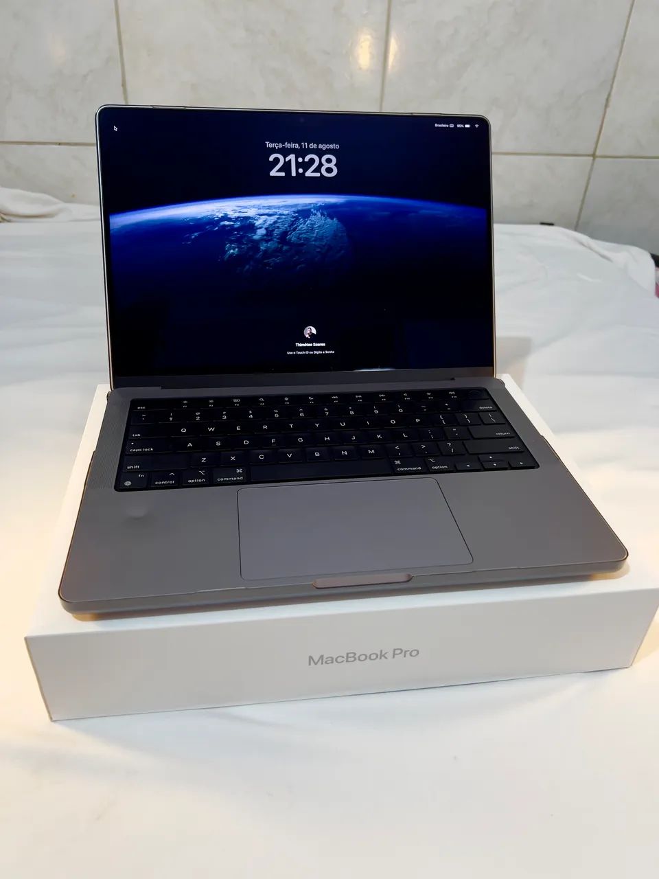 MacBook Pro M2 Pro 14 16gb 1TB
