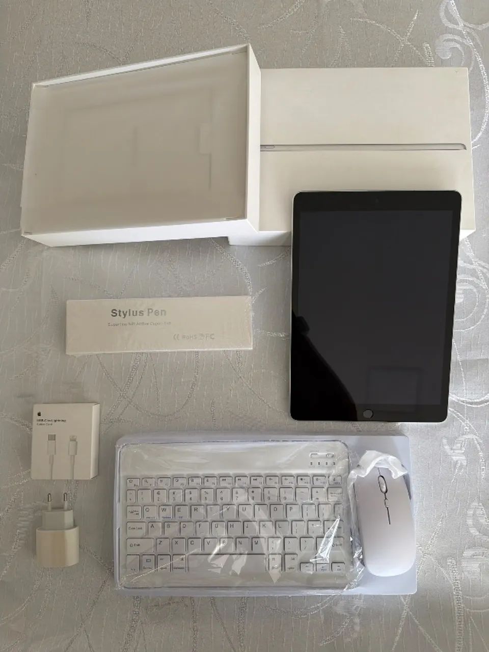 iPad 9 64gb + Pencil + Teclado + Mouse - Envio OLX Pay - Faço Troca e Parcelo 18x