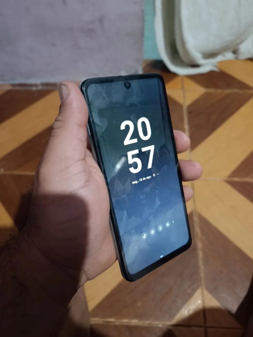 Vendo celular Moto G84 
