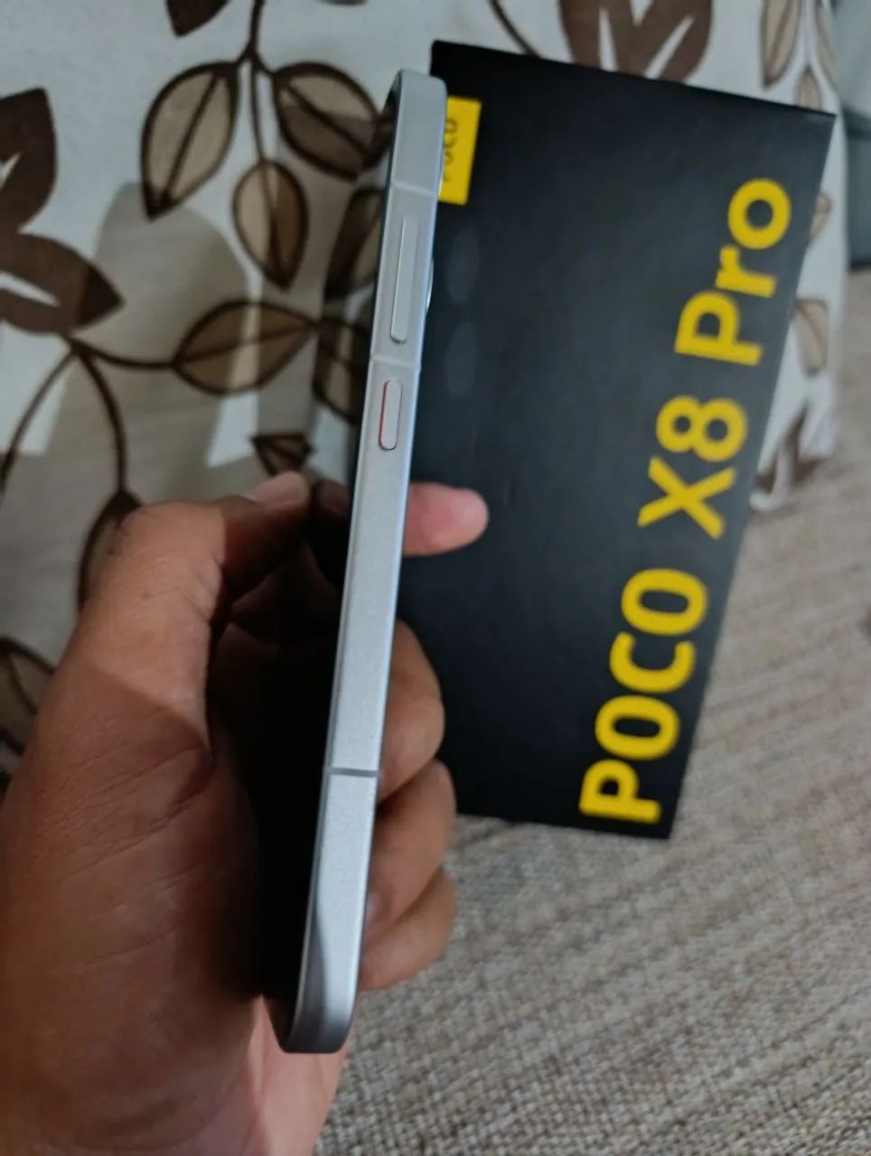 Poco x8 pro 512 GB 12 de Ram  - Foto 5