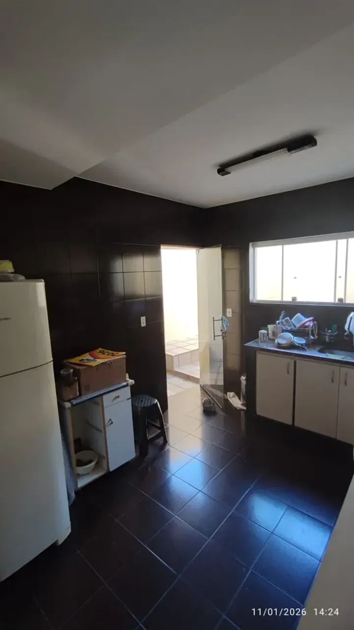 Vendo sobrado na Candangolândia com 230m² e 4 quartos - Foto 3
