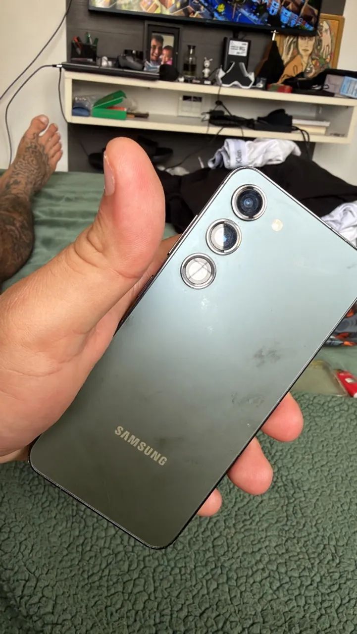 Samsung S23