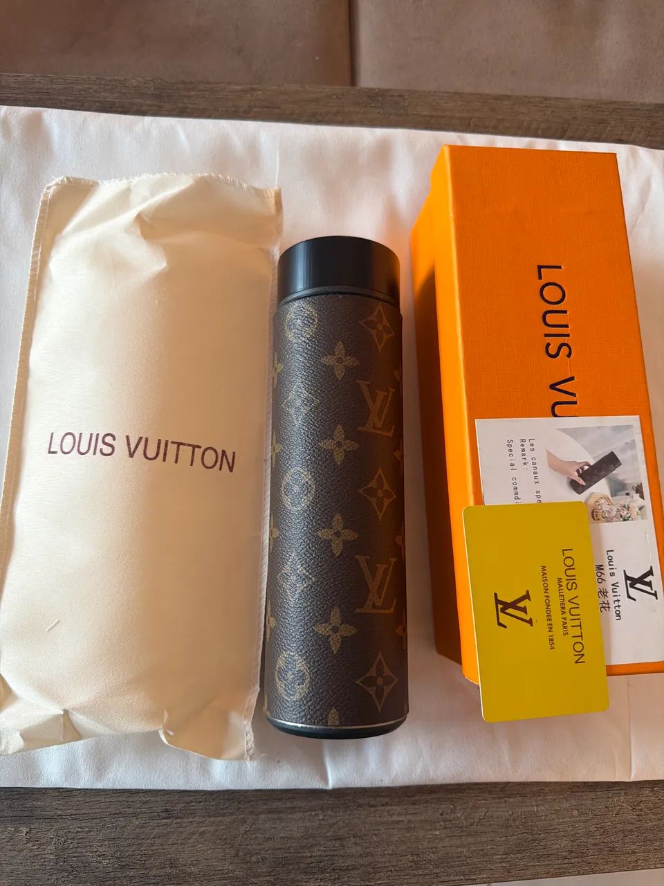 Garrafa Louis Vouiton 