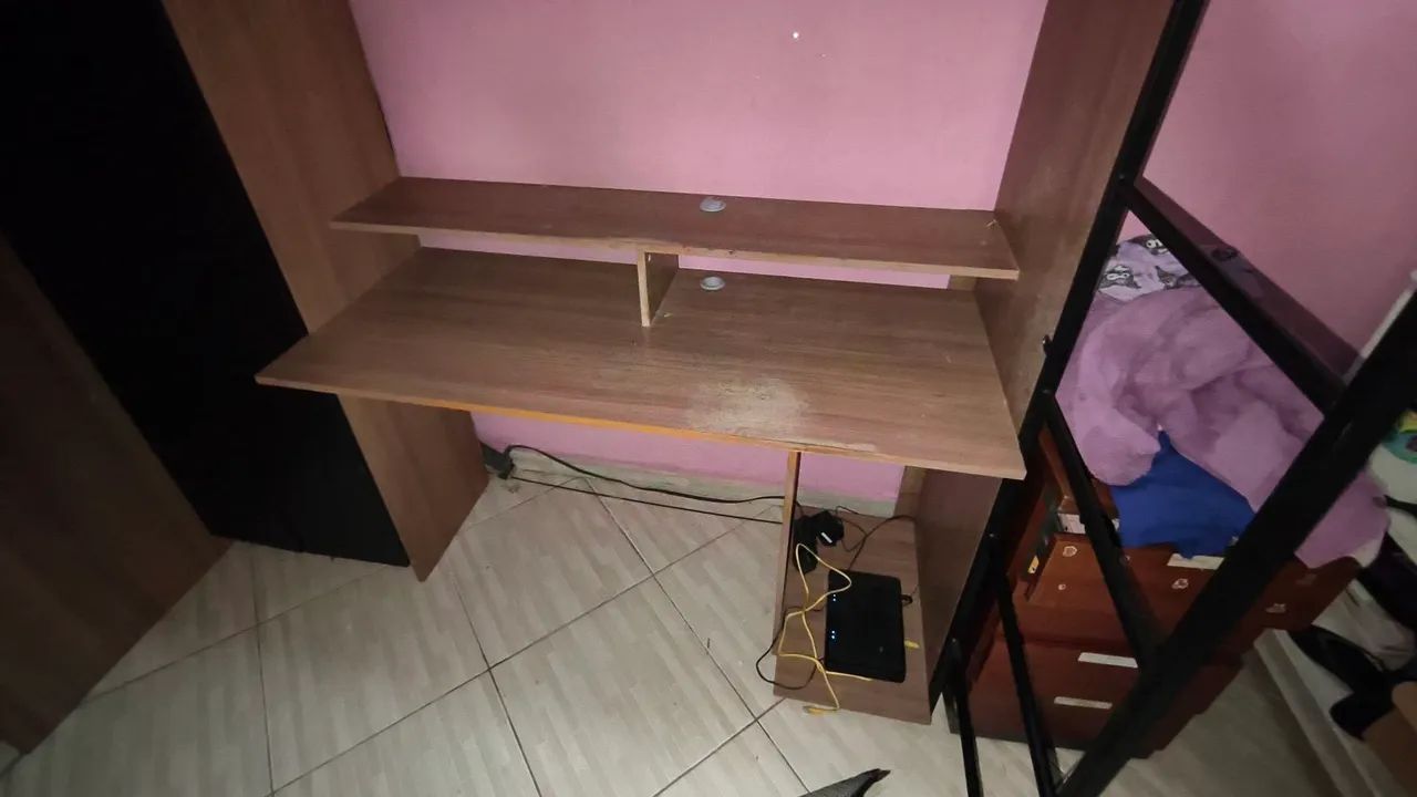 Cama suspensa multifuncional com armário. - Foto 2