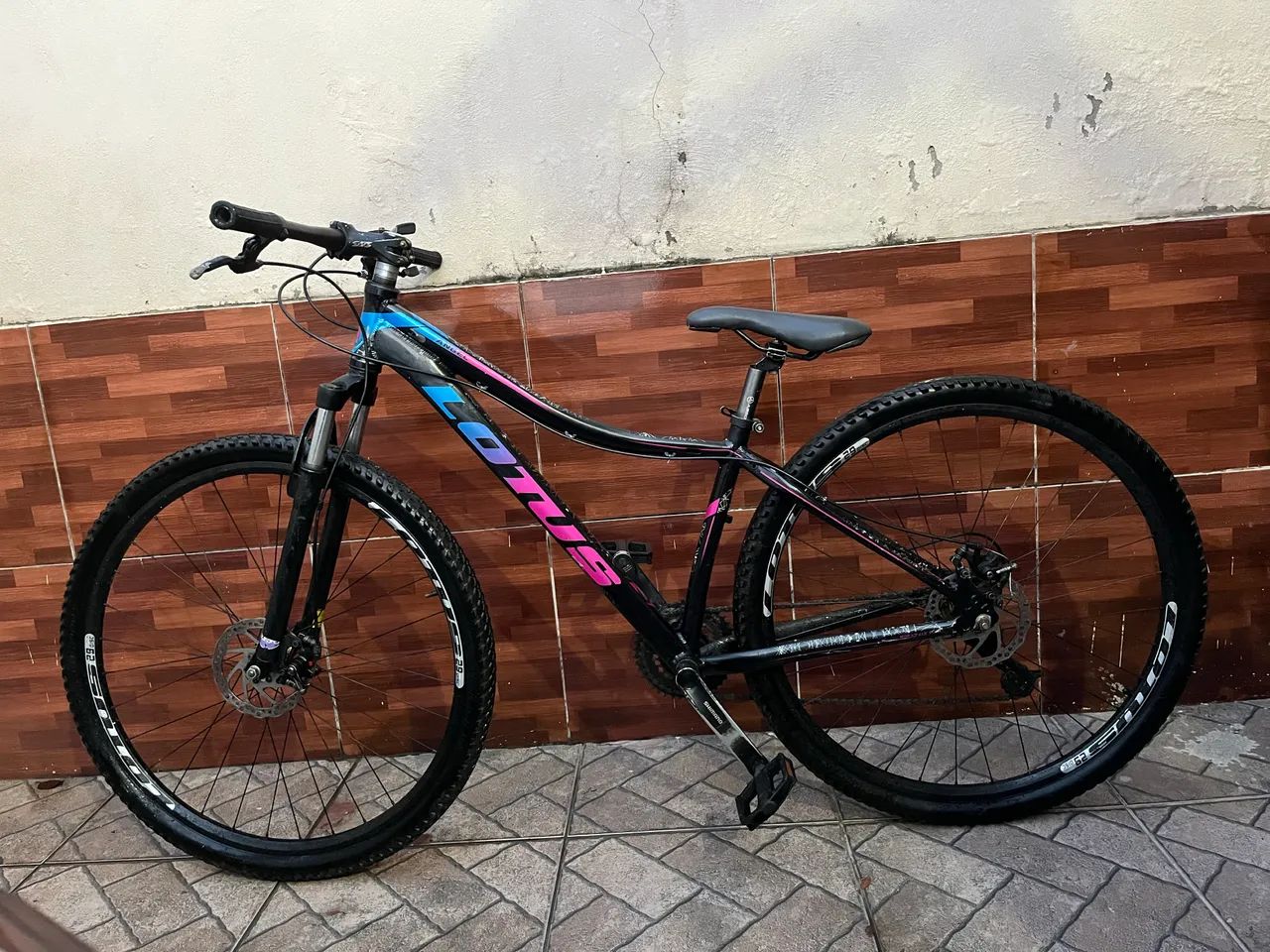 Bicicleta esportiva Lottus aro 29 - Foto 4