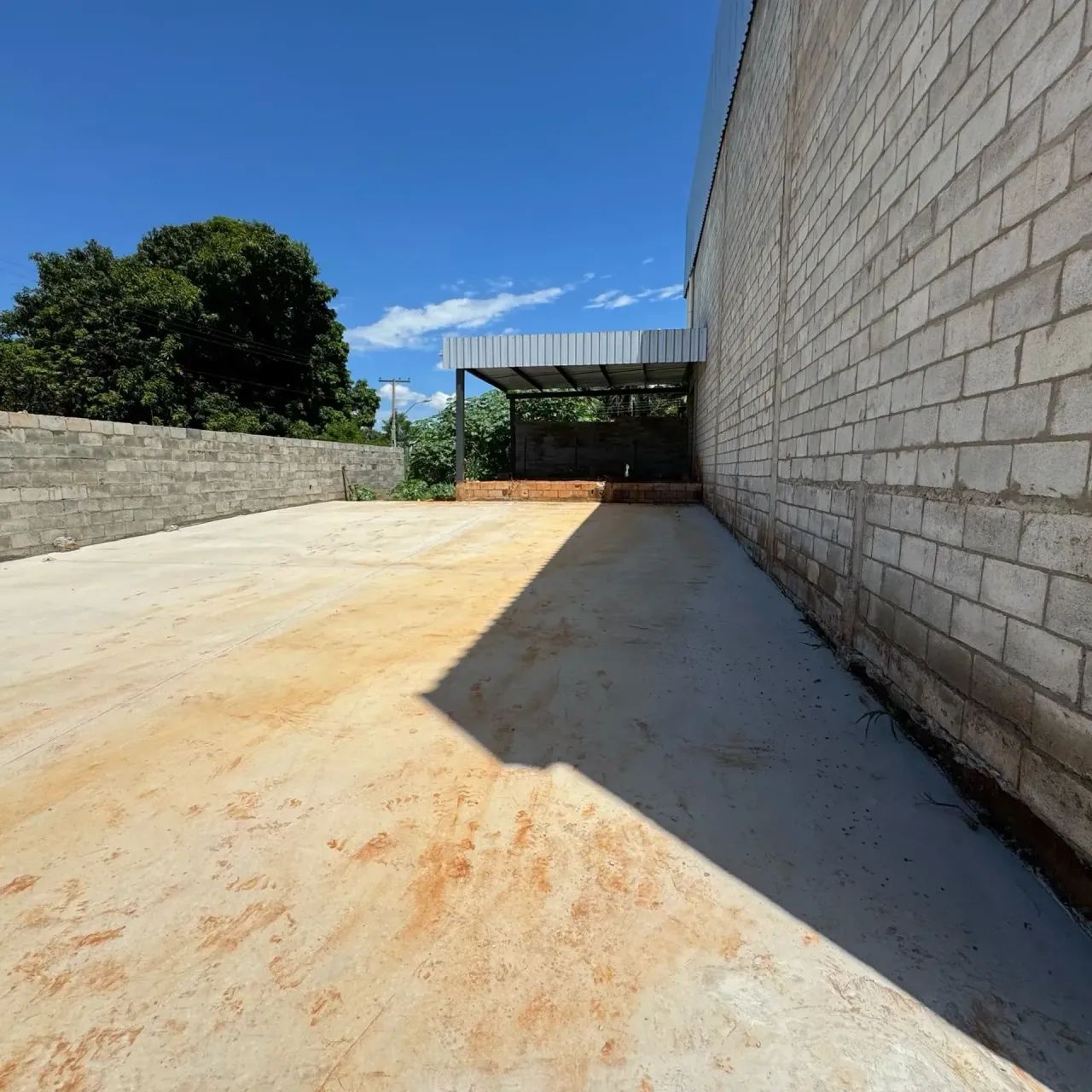 Cortes Imobiliária aluga Ótimo Galpão, Chácaras São Pedro - Aparecida de Goiânia - GO - Foto 3