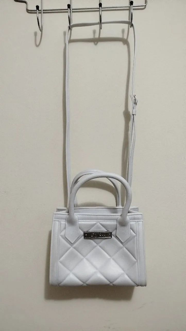 Bolsa branca virace nova com alça removível e ajustável 