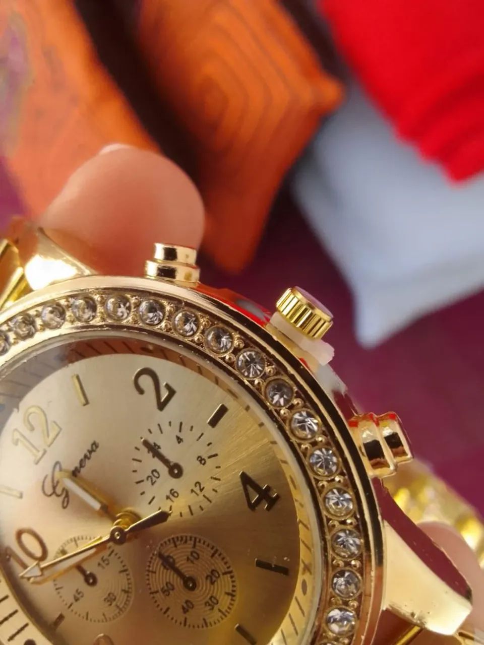 Relógios prata e dourado novos - Foto 4