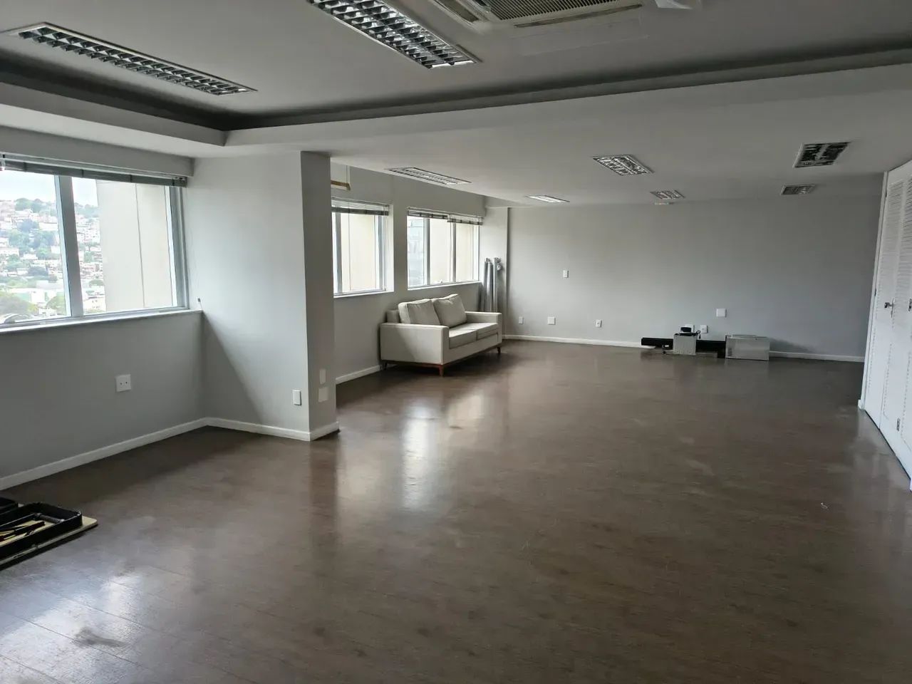 Conjunto comercial 150 m² - Reta da Penha  P- raia do Canto - Vitória - ES - Foto 5