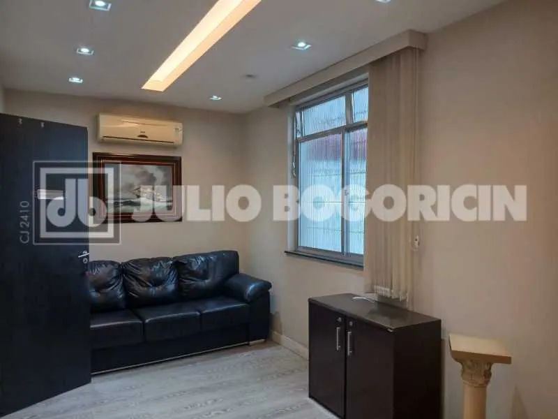 Casa de rua : Duplex / Residencial com Anexo / Méier
