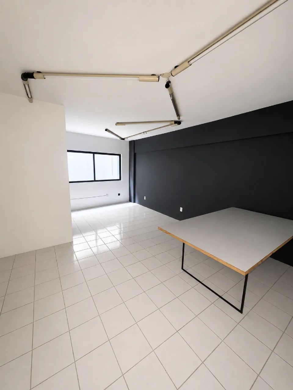 Aluga-se Sala comercial, 29m centro Tubarão - Foto 2