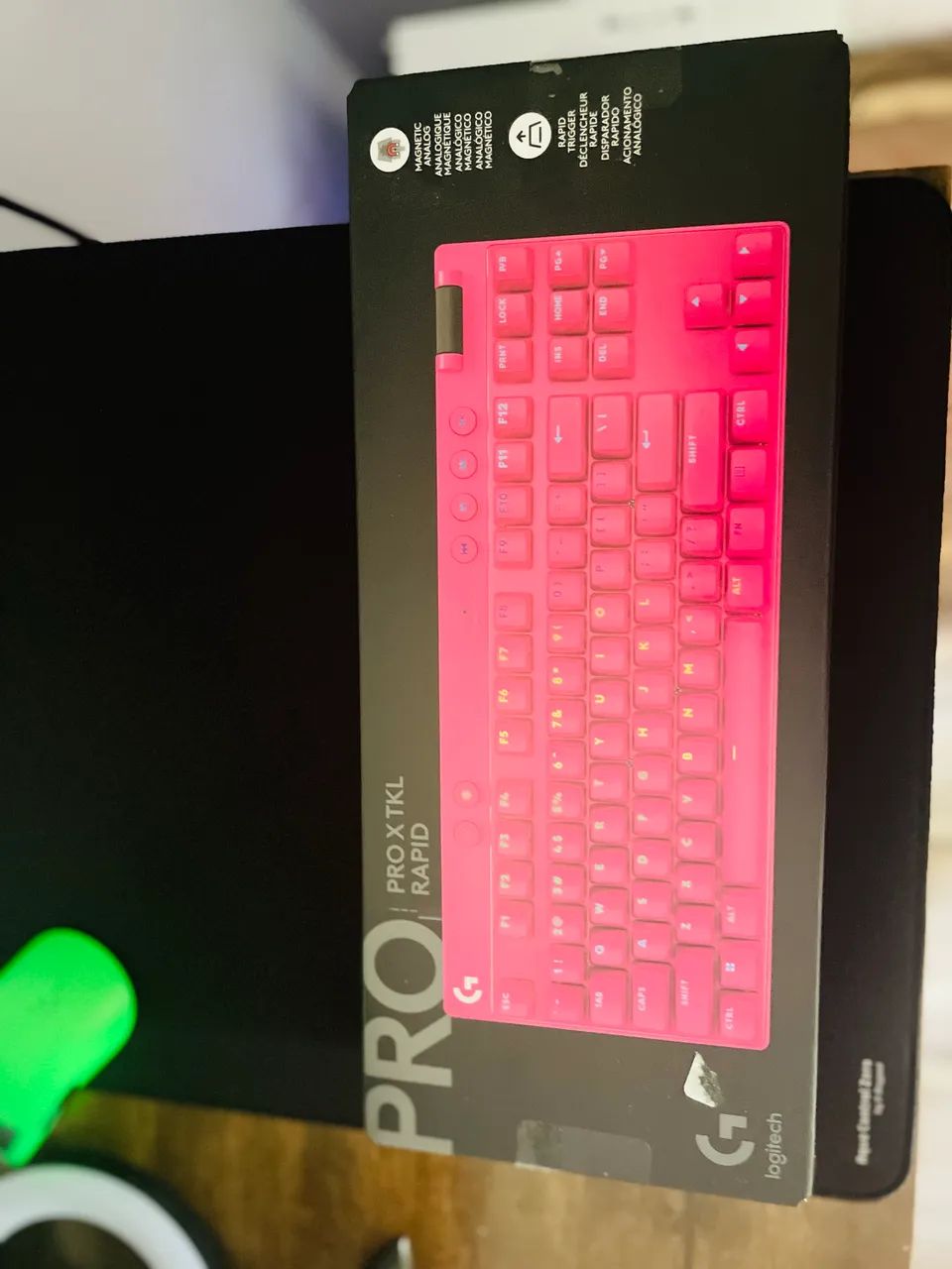 Teclado Logitech G PRO X TKL Rapid Magenta - Foto 2