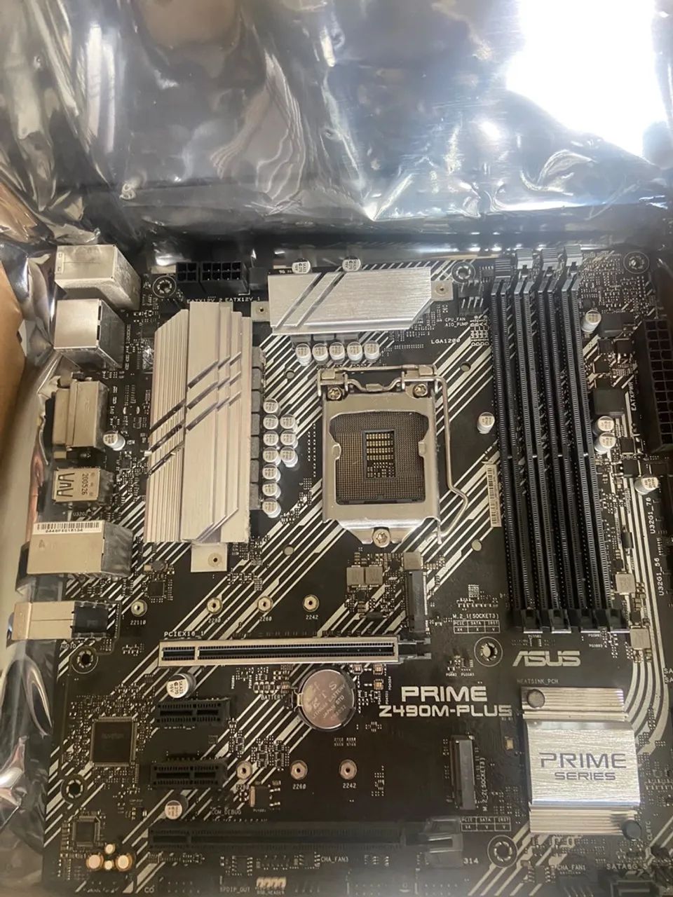 Placa mãe Asus Prime z490m Plus (Com defeito) - Foto 2