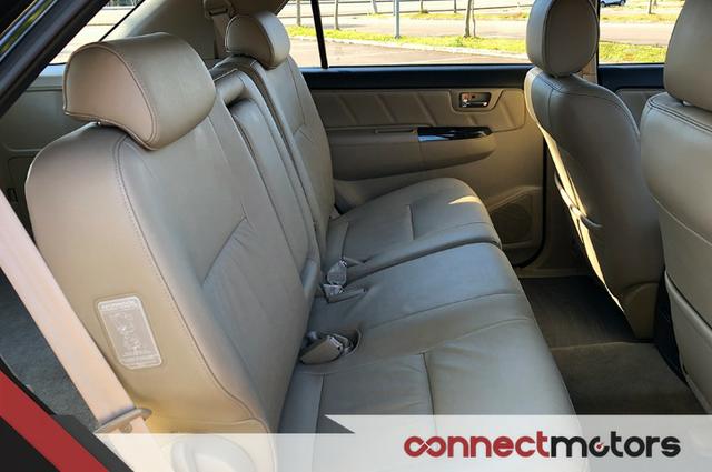 Toyota Hilux SW4 SRV 3.0 TDI Automático - 2014 - Foto 6