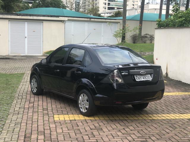 Fiesta Sedan 1.6 Completo 2011 - Foto 2