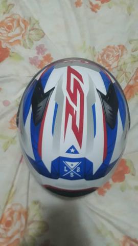 Ls2 novo capacete