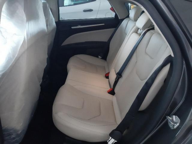 Ford Fusion Titanium AWD 2.0 Automático c/ Teto Solar - Foto 15