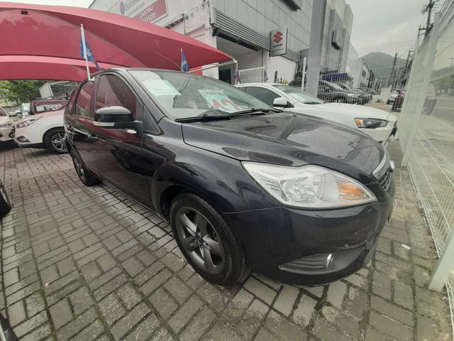 Ford Focus 1.6MT Glx - Completo - 1 Ano de Garantia - Foto 2