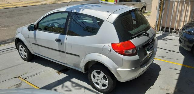 Ford Ká 2009 1.0 Flex Dir. Hidráulica - Foto 4