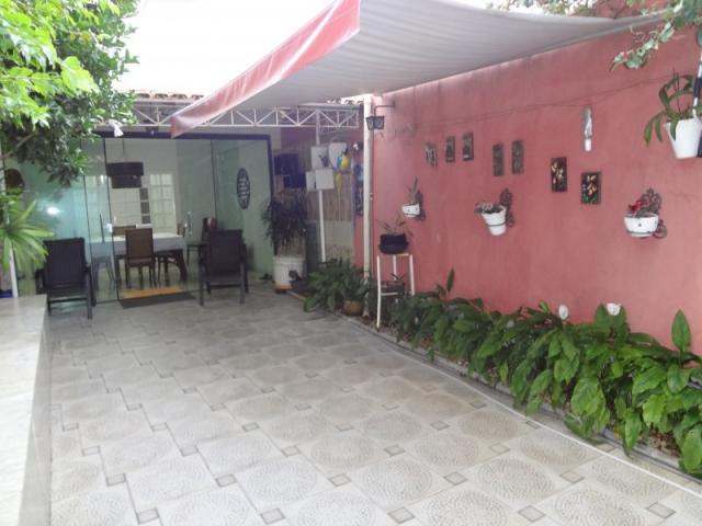 QN 7A - Ótima casa 2 quartos, reformada, excelente localização! - Foto 4