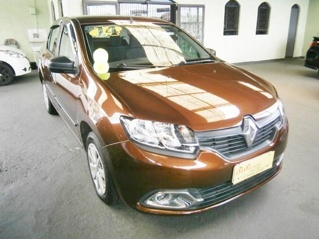 Logan 1.0 Authentique 16V Flex 4P Manual 2014/2014 - Foto 2