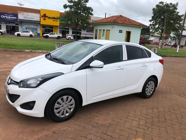HYUNDAI HB20S SEDAN Ano 13/14