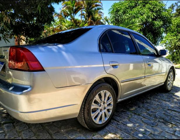 Honda Civic automático muito novo todas revisões feita na Honda (raridade) - Foto 9