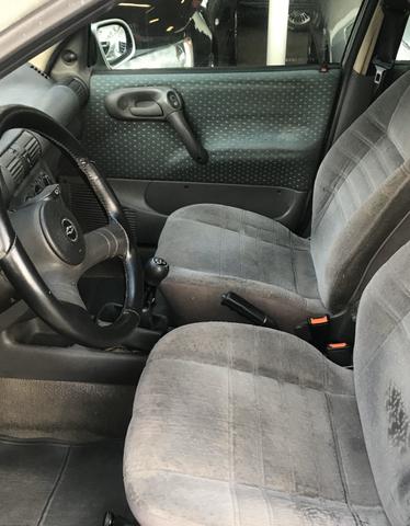 Chevrolet Corsa Sedan gls 1.6 - Foto 8