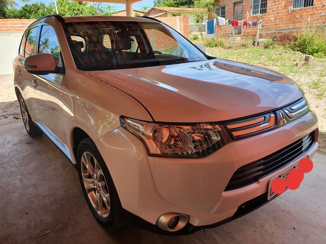 MITSUBISHI OUTLANDER 2015 2.0 160 CC