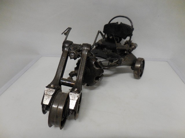 moto triciculo brinquedo de ferro artezanal  - Foto 3