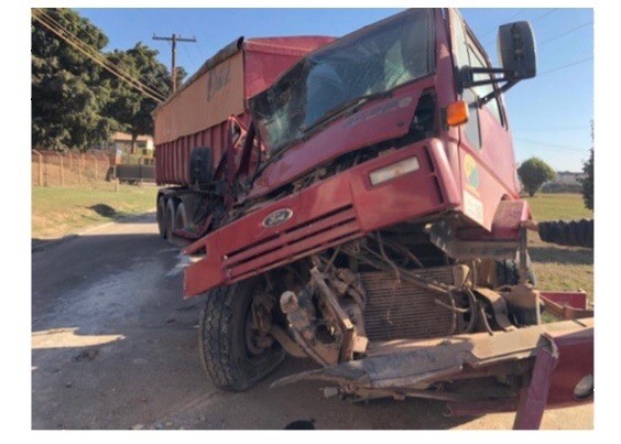 FORD CARGO 4532E ANO 2009