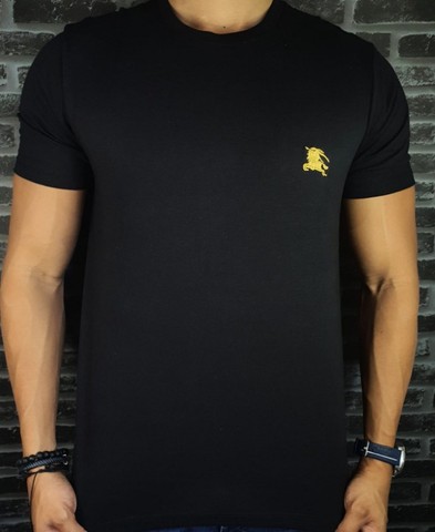 Camiseta Burberry camisa masculina Peruana luxo - Roupas e calçados -  Caminho das Árvores, Salvador 1033405886 | OLX