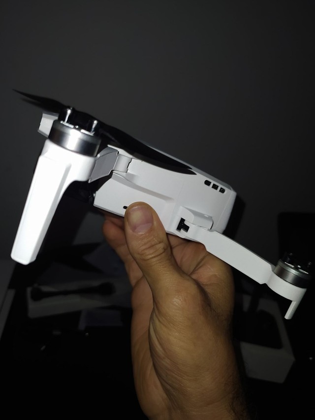 Drone Fimi X8 Mini. Duas Bat, Homologado e defletores 