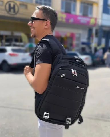 Mochila Masculina Resistente e Impermeável - Ideal para Pais Modernos - Foto 3