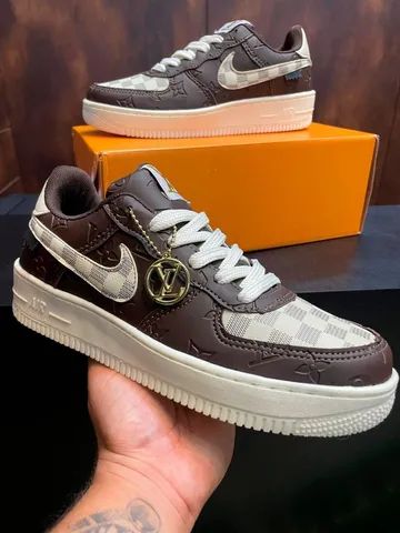 Tênis Louis Vuitton X Nike Air Force novo na caixa 