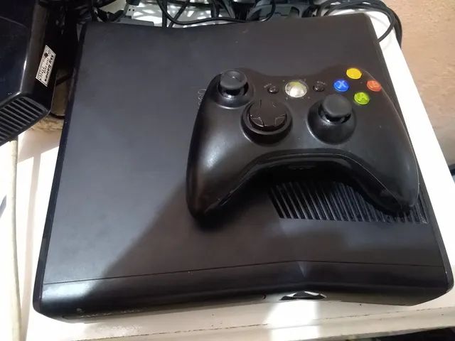 Video Game Xbox 360 Slim Funcionando