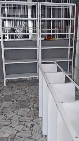 Prateleiras usadas 
