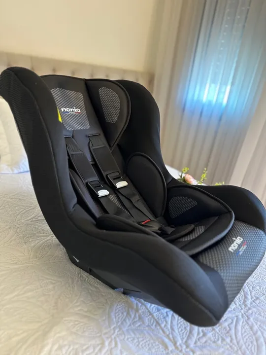 Cadeira infantil para auto de zero a 25kg