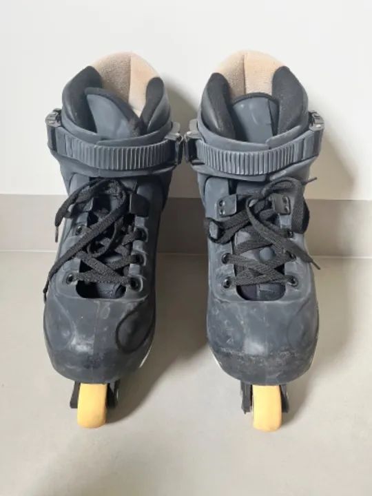 Patins Street Black traxart + Capacete + Kit proteção - Foto 5