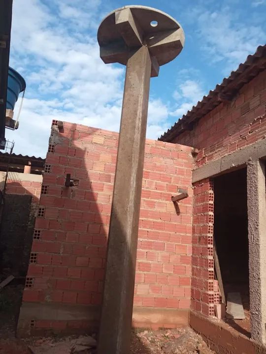 Pilar de caixa d'água 