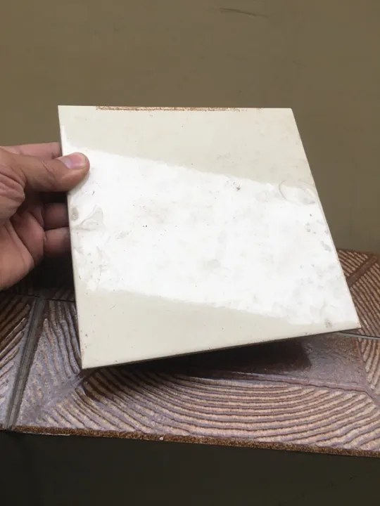 43 azulejos antigos Bege Chiareli 20x20