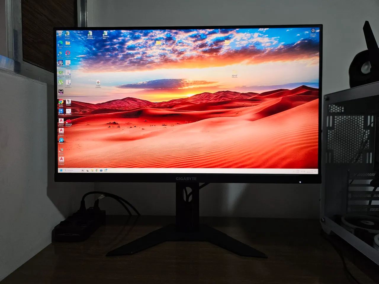 Monitor Gigabyte 4k 28 polegadas 144hz! - Foto 2