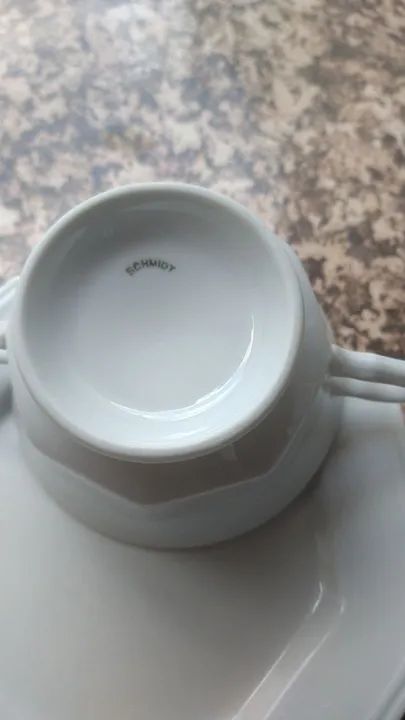 Lindíssima consume branca em porcelana Schmidt oitavada capacidade 320ml só a consume é 60 - Foto 3