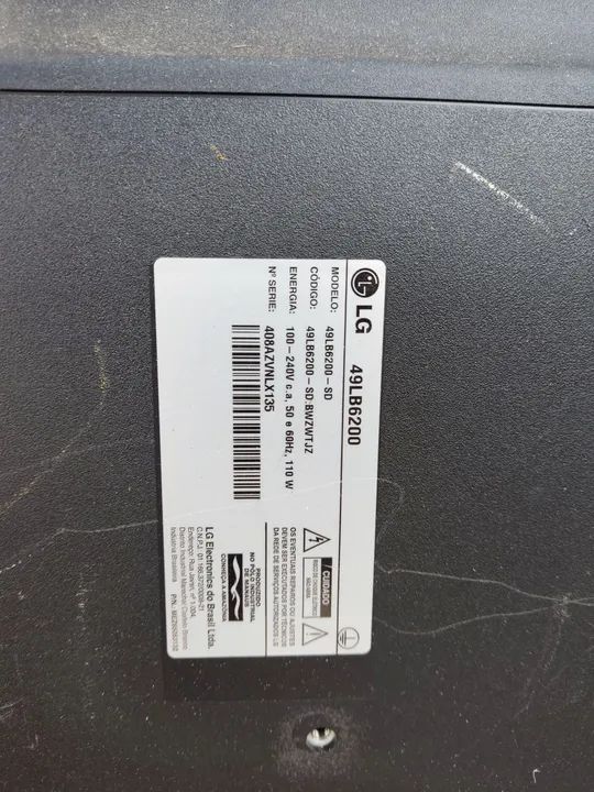 TV LG 49" - tela quebrada - Foto 5